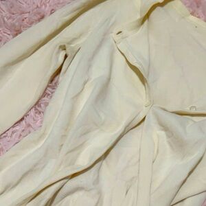 Super pretty, Yellow// off white cardigan!